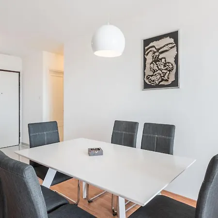 Apartament Mrs Brightside