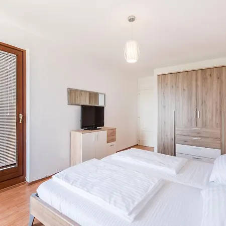 Mrs Brightside 斯普利特