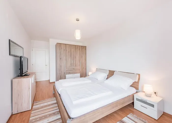 Mrs Brightside Split