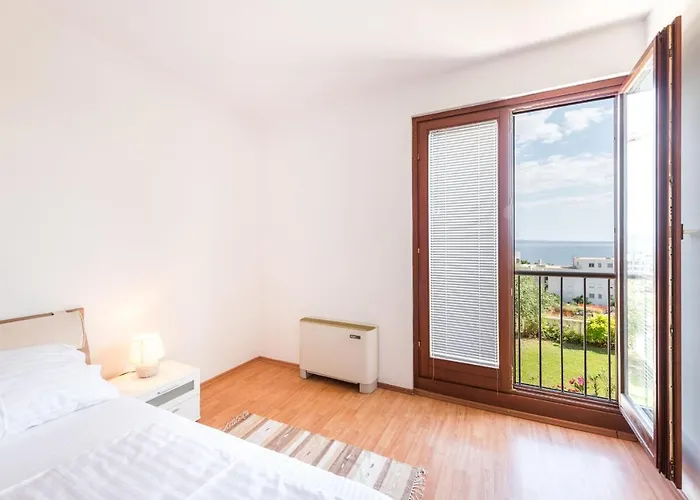 Mrs Brightside * Split